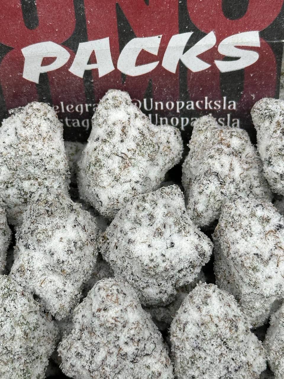 Rolling Cherry Starburst SnowCap❄️